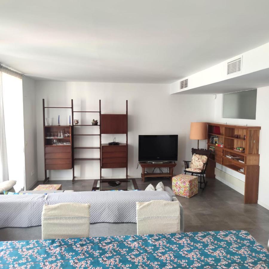 Apartment Close To The Beach With Free Parking 巴达洛纳 外观 照片