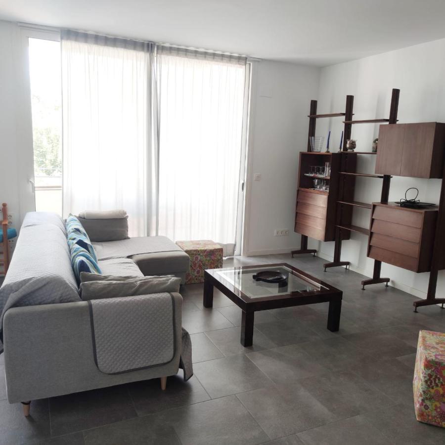 Apartment Close To The Beach With Free Parking 巴达洛纳 外观 照片